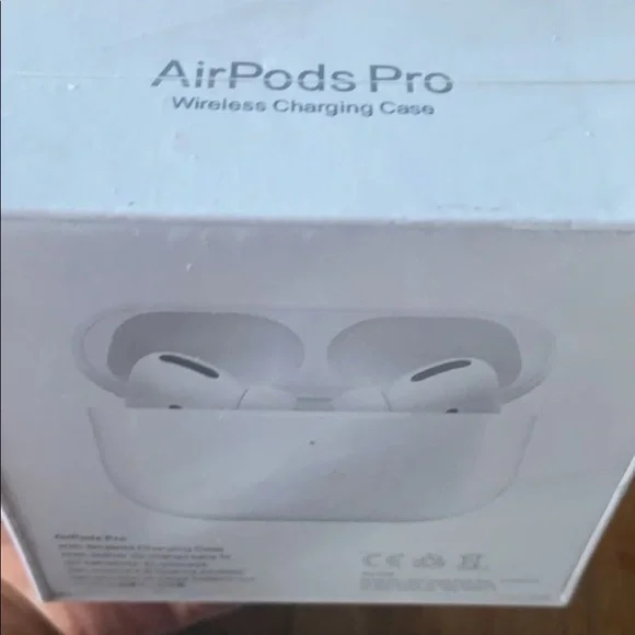 Air Pod pros UN OPENED (150 OR SEND OFFERS PLEASE).